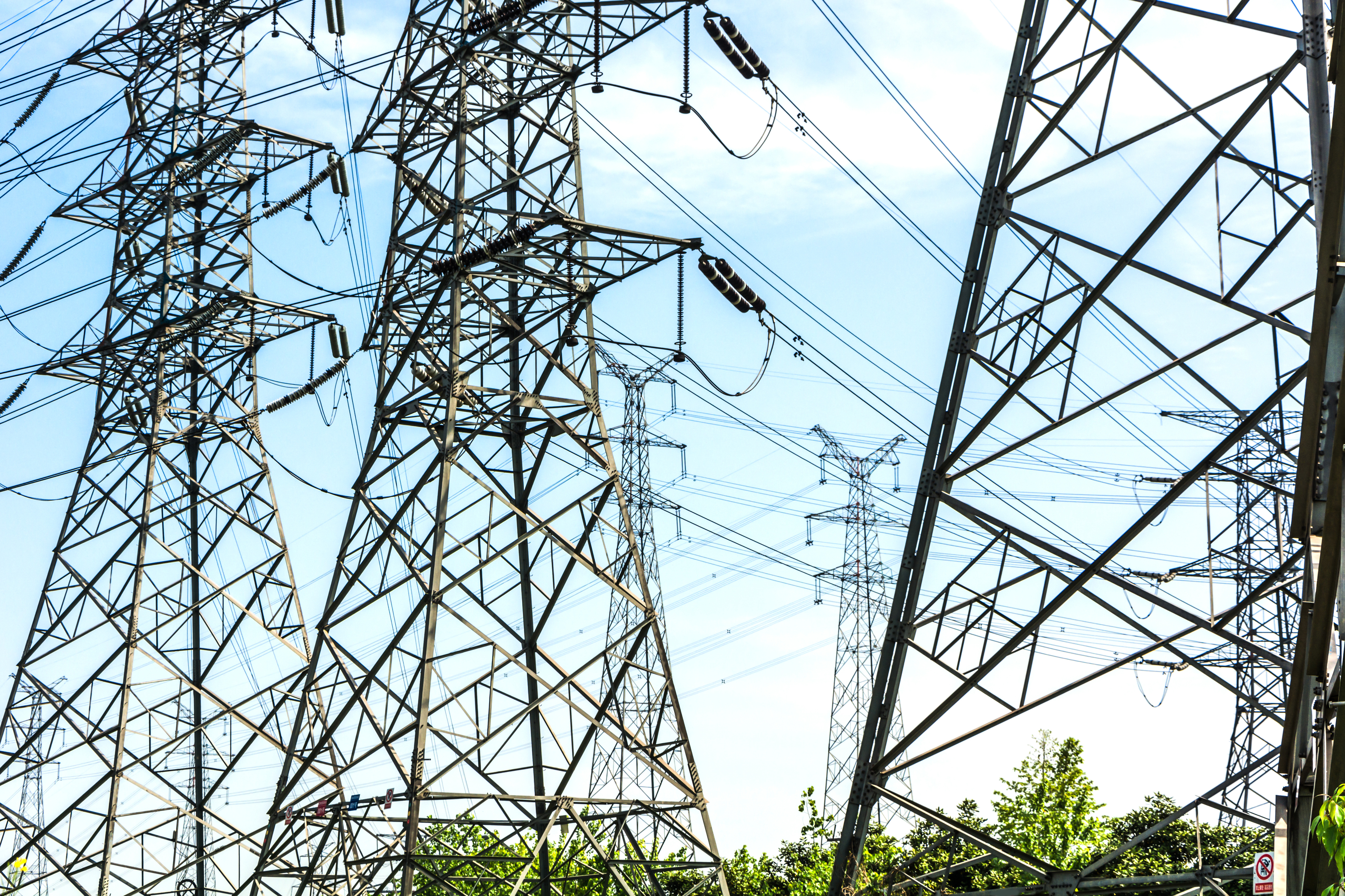 Electric transmission corridor relevant to grid interconnection planning